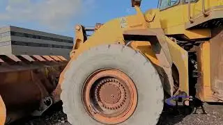 KOMATSU WA600 For Sale