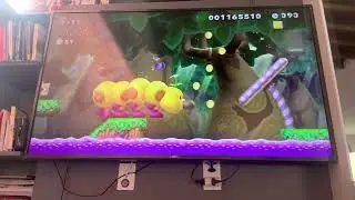Jugando s&uacute;per mario bros u deluxe estampida de florugas