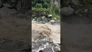 🌊 Dangerous Mountain Flood Flowing Strong