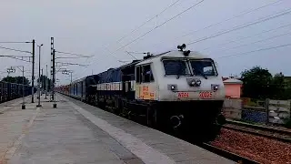 2 in 1 Bhatinda bound trains Lead by tkd wdp4 departure from ambala city station #railfanaman