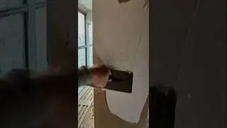 Строители покрыли столбы белым цементом. #короткометражки #приятно #короткоевидео #fyp