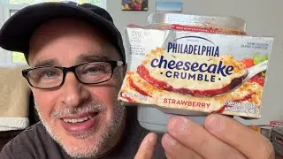 Philadelphia Cheesecake Crumble Strawberry Deserts!  I Was Not Expecting This!