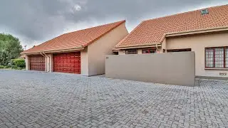 Carriage Gate
