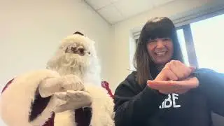 Santa signs 'Christmas'