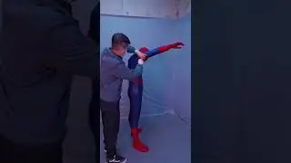How to Wear the Amazing Spider-Man 2 Suit | Easy Tutorial