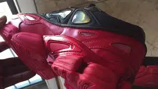 ПРЕДВАРИТЕЛЬНЫЙ ПРОСМОТР КРОССОВОК ADIDAS x RAF SIMONS SS17 OZWEEGO 3 III ЧЕРНЫЙ/ АЛЫЙ