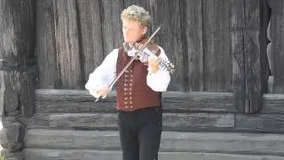 NORSK FOLKEMUSEUM (Norway) Performance