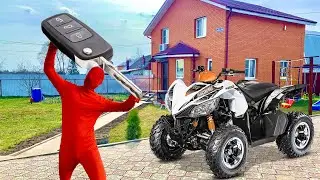 Red Man found Keys Box and chose Key to Quad Bike and made Funny Race 13+