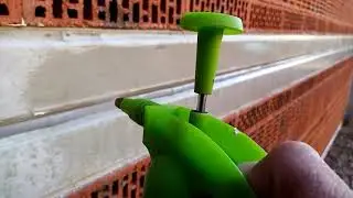 Comment faire un gros joint de polym&egrave;re en mastic pour rendre &eacute;tanche et colmater votre  fa&ccedil;ade