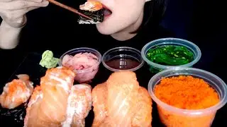 ASMR RAW SALMON SASHIMI FLYING FISH ROE RICE BALL SEAWEED SALAD EATING SOUNDS NO TALKING Nasiphat