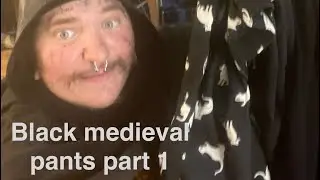 Потрясающие средневековые штаны