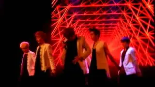 130209 TEEN TOP LIVE WORLD TOUR IN PARIS - Clap [FANCAM]