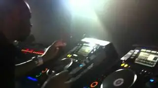DJ KARIZMA live at @thefamilybcn