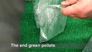 PET green bottle flakes recycling pellets making machine