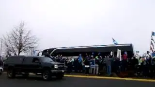 Seattle Fans Cheer SeaHawks - Superbowl Bound!
