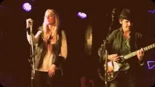 Holly Martin - I Never Mentioned