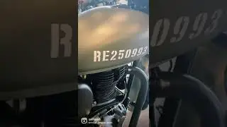 Royal Enfield Classic350 Signals edition (Marsh Gray)