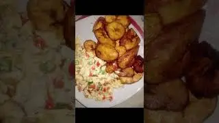 Fried  plantain with eggs 