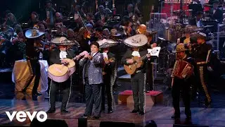 Juan Gabriel - Me Nace Del Coraz&oacute;n (En Vivo Desde Bellas Artes, M&eacute;xico/ 2013)