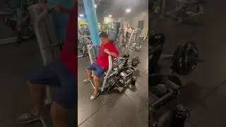 First time trying this weight, don&rsquo;t mind the faces🤣 #weightloss #weighttraining #lifting