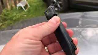 FAST - How to Replace BMW 328i Wiper Blades