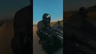 Kawasaki H2 vs Kawasaki H2 #h2 #h2bike #h2vsh2r
