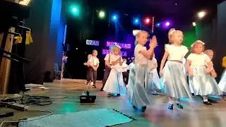 Góry do góry  - taniec Dzieci.