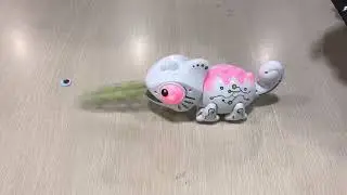 Remote Control Chameleon Pet Intelligent Toy Robot for Children Lizard Eating Bugs Magnet