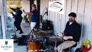 JBBC - Jumper on the Line ( Dancing Security Guard )