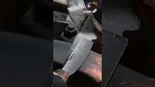 Controlled Rough Grinding to Define Blade Geometry | 4402 Knife | Knives Ranch