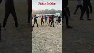 🥊boxing training... 🥊#bhojpuri #ekmotahathighumechala #comedy #bhojpurisong #New Short viral video 💥