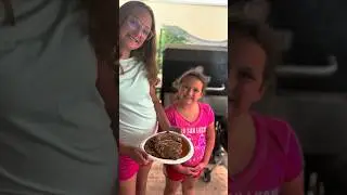 Kids Q &mdash; учимся готовить стейк в котле Weber #brisketmedic #grillgrates