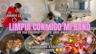 BATHROOM ROUTINE / I MAKE LUNCH FOR THE DAY //MASSIELLYTC// #cleanwithme