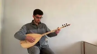Yüce dağ başında bir koyun meler