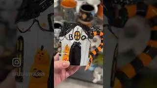 HomeSense Canada has the cutest Halloween mugs. #halloween l