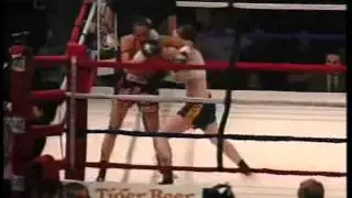 Shin Do Kumate' - Muay Thai fighter - Jeri Sitzes vs Keri Taylor Round 03