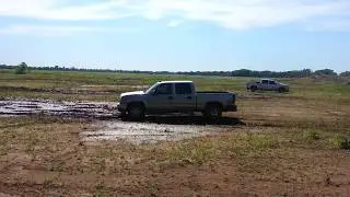 2006 silverado z71 mudding
