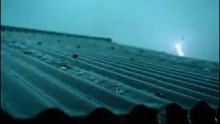 Metal Roof Thunderless Rain &ndash; pure rhythm that melts stress and aids sleep