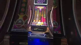 Vegas Slots Fun with Poker Madness #slots #vegas