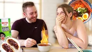 🔥 D&Eacute;GUSTATION DE PRODUITS ASIATIQUES EN COUPLE (spoiler : c'est hot)