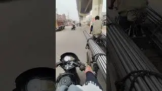😱🙏 #youtubeshorts #trending #viral #pulsar #bike #biker #race #vlog