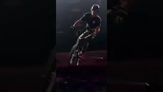 Caught the last whip as the bike was landing 🤯