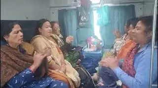 Sai sister enroute Puttaparthi | UK Sevadal #srisathyasai #sevadal #prashantinilayam #sssso