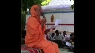 Pujya Swamiji Samvit Somgiri ji Maharaj  Bhajans