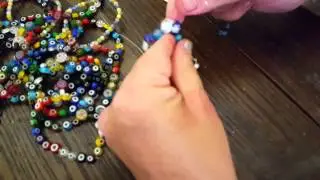 Easy knot to use with stretch magic elastic