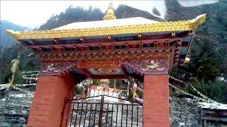 Exploring around Pisang village