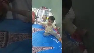 lagi bermain Muhammad Sa'duddin 4thn dan Muhammad Yasin Al Bantani 1tahun
