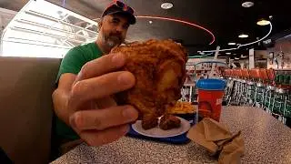 How much can I eat with Adventureland&rsquo;s dining pass?