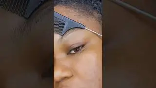Easy eyebrow hack using the tail of a comb #viral #viralvideo #viralpost #reels