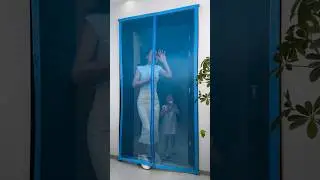 🚪✨ Волшебный сюрприз-занавес! 😱 Бабушка спешит в аэропорт ✈️ | Популярный гаджет для умного дома ...